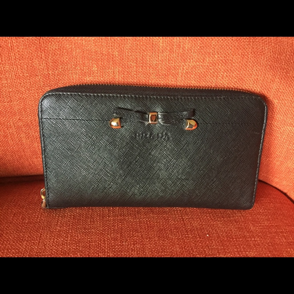 Prada Saffiano Wallet